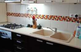 Pret redus pentru 2 saptamani! Apartament 3 camere decomandate in zona accesibila