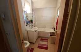 Apartament 3 camere, 80 MP, zona Minerva