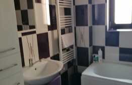 Apartament 3 camere, 54 mp,boxa,loc de parcare, zona Stejarului, Floresti