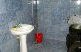 1 camera de vanzare, 34 mp  si gradina 20 mp