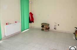 1 camera de vanzare, 34 mp  si gradina 20 mp