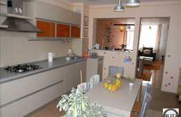 Pentru cei cu exigente estetice si calitative!