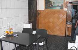 Vanzare apartament 3 camere!