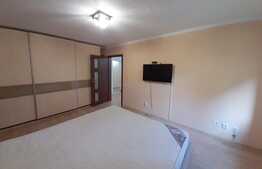 OPORTUNITATE! Apartament 3 camere plus spatiu comercial!