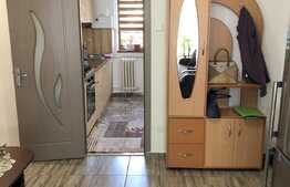 Apartament 3 camere, decomandat, 64 mp, 2 boxe, zona strazii Negoiu