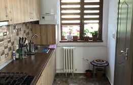 Apartament 3 camere, decomandat, 64 mp, 2 boxe, zona strazii Negoiu
