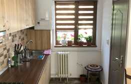 Apartament 3 camere, decomandat, 64 mp, 2 boxe, zona strazii Negoiu