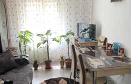 Apartament 3 camere, decomandat, 64 mp, 2 boxe, zona strazii Negoiu