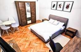 Apartament cu 3 camere, 90 mp, parcare, modern, zona strazii Horea