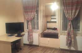 Apartament 2 camere, decomandat, 60 mp, in zona Centrala