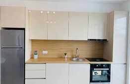 Apartament 3 camere, 80 mp,  2 bai, 2 balcoane,parcare, zona UMF