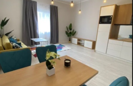 2 camere, 52 mp, finisat lux, zona Teatrul National