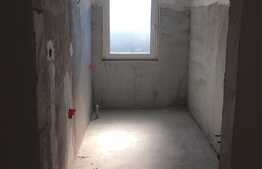 Super pret.... Apartament 3 camere zona aeroport, super oferta!