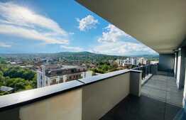 Apartament cu 3 camere, modern, terasa, 2 parcari, zona P-ta 1 Mai