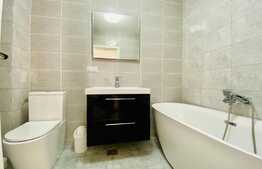 Apartament cu 3 camere, modern, terasa, 2 parcari, zona P-ta 1 Mai