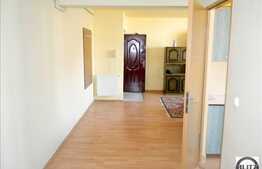 2 camere de vanzare 53 mp utili, partial mobilat , loc de parcare