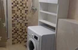Apartament cu 3 camere, 60 mp, mobilat modern, parcare, curte 150 mp, zona USAMV