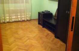 Apartament 2 camere, etaj intermediar, zona Plopilor