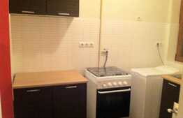 Apartament 2 camere, etaj intermediar, zona Plopilor