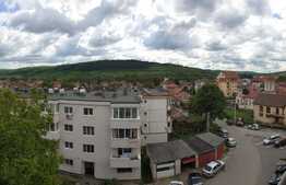 Penthouse cu scara interioara 4 camere, 4 balcoane, 3 bai, 120mp