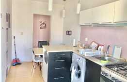 Apartament de 3 camere, PetFriendly, 80 mp, parcare, 2 balcoane