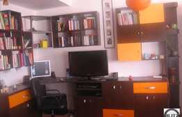 Vanzare 3 camere, 64 mp, zona linistita!