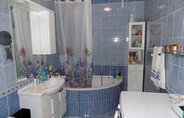 Apartament 2 camere, 56 mp, decomandat, parcare, zona strazii Porii