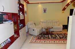 Apartament 2 camere, 56 mp, decomandat, parcare, zona strazii Porii