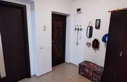 apartament cu 2 camere, 53 mp, de lux, la cheie, zona Sesul de sus