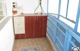 3 camere de vanzare plus garaj, zona Billa