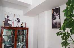 Spatiu comercial, 280 mp, zona cu vad