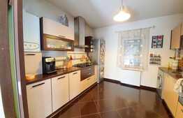 Casa individuala la cheie, curte generoasa, zona superba!