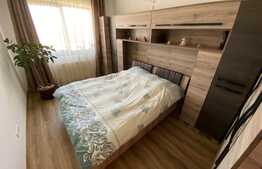 Apartament cu 3 camere, 66 mp, finisat , zona Sub Cetate