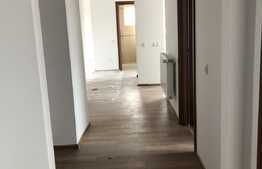 Penthouse, terasa 44 mp, 4 parcari, nemobilat, zona Bonjour Residence