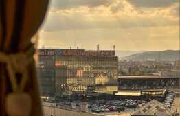 Apartament 2 camere, 45 mp, terasa, boxa, garaj, Complex Viva City