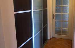 Apartament 4 camere decomandate, 95 mp, zona Pietei Cipariu