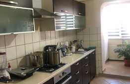 Apartament 4 camere decomandate, 95 mp, zona Pietei Cipariu