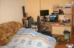 De vanzare apartament cu 3 camere, 65 mp utili