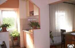 De vanzare apartament cu 3 camere, 65 mp utili