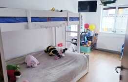 Apartament 3 camere, 65mp, etaj 1, loc parcare! Zona strazii Teilor!