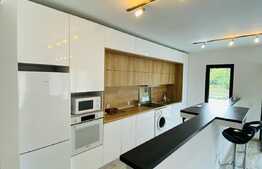 Apartament cu 3 camere, 90 mp, mobilat modern, parcare, zona Parcul Central