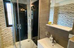 Apartament cu 3 camere, 90 mp, mobilat modern, parcare, zona Parcul Central