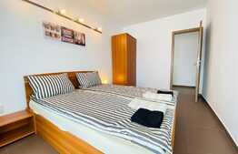 Apartament cu 3 camere, 80 mp, mobilat modern, parcare, zona Parcul Central