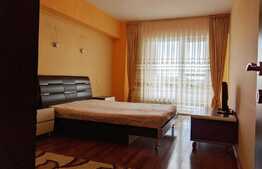 Apartament 3 camere, 120 mp, parcare, situat in Ansamblul rezidential Plopilor Vest