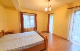 Duplex finisat, 150 mp, curte 255 mp, garaj, zona strazii Florilor!