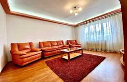 Apartament cu 3 camere, decomandat, 78 mp, loc de parcare, in zona strazii Dorobantilor 