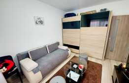 Apartament 2 camere, decomandat , la cheie, zona centrala Floresti!