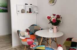 Apartament 4 camere decomandate, zona Intre Lacuri