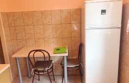 1 camera decomandat, 31mp, zona FSPAC