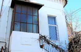  Vila interbelica 310 mp utili , teren 1300 mp, front 25 ml, zona premium!